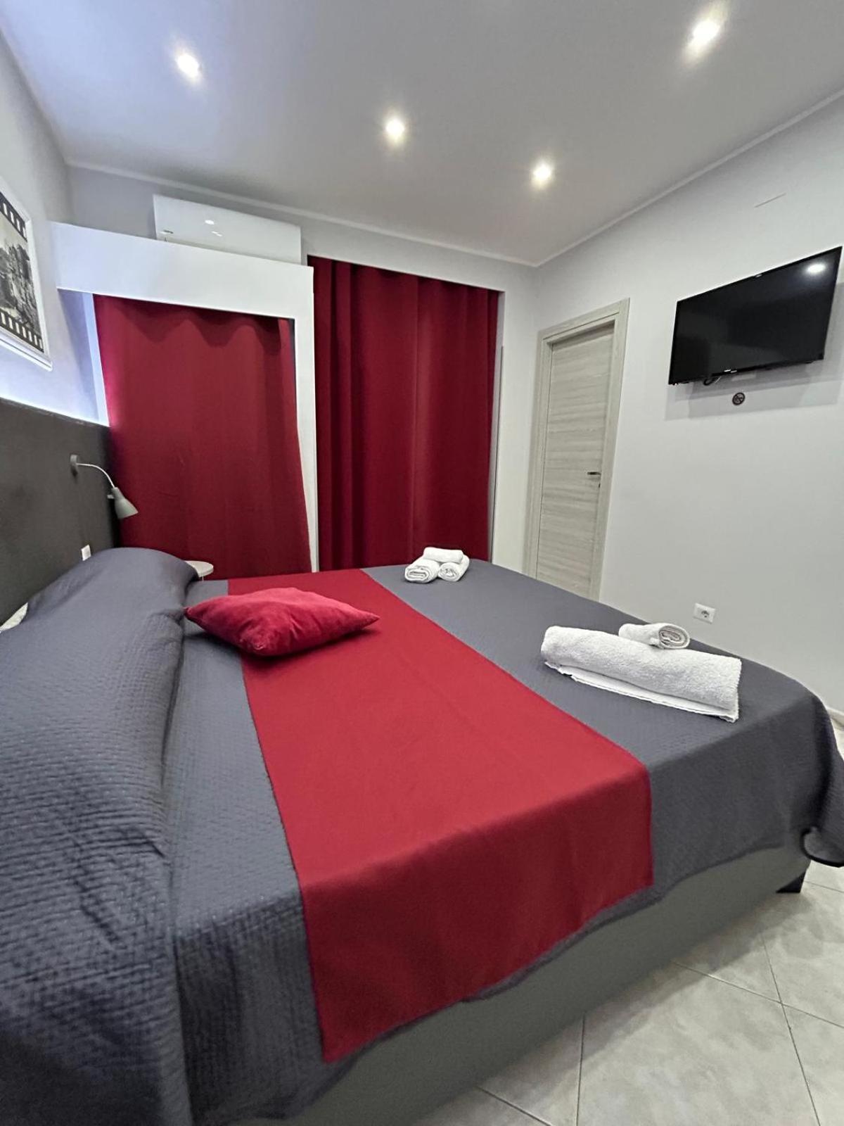 Pacini 88 Rooms And Apartment Catania Centro エクステリア 写真