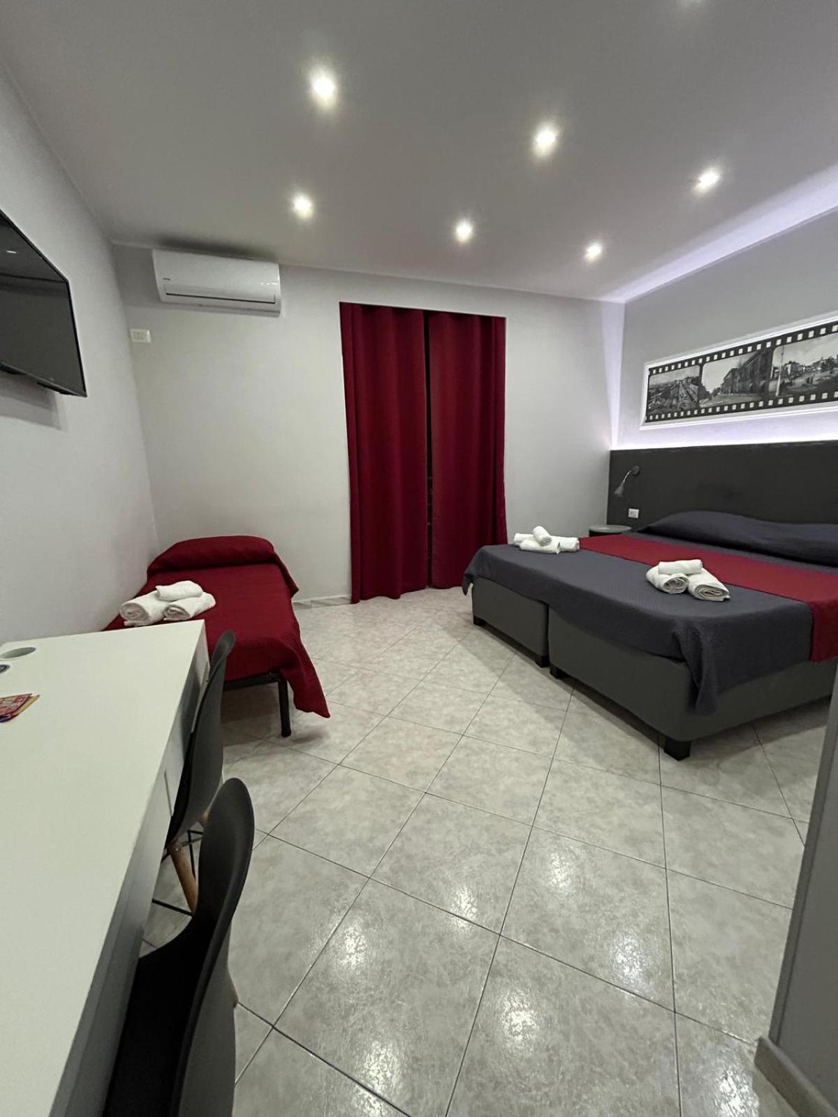 Pacini 88 Rooms And Apartment Catania Centro エクステリア 写真