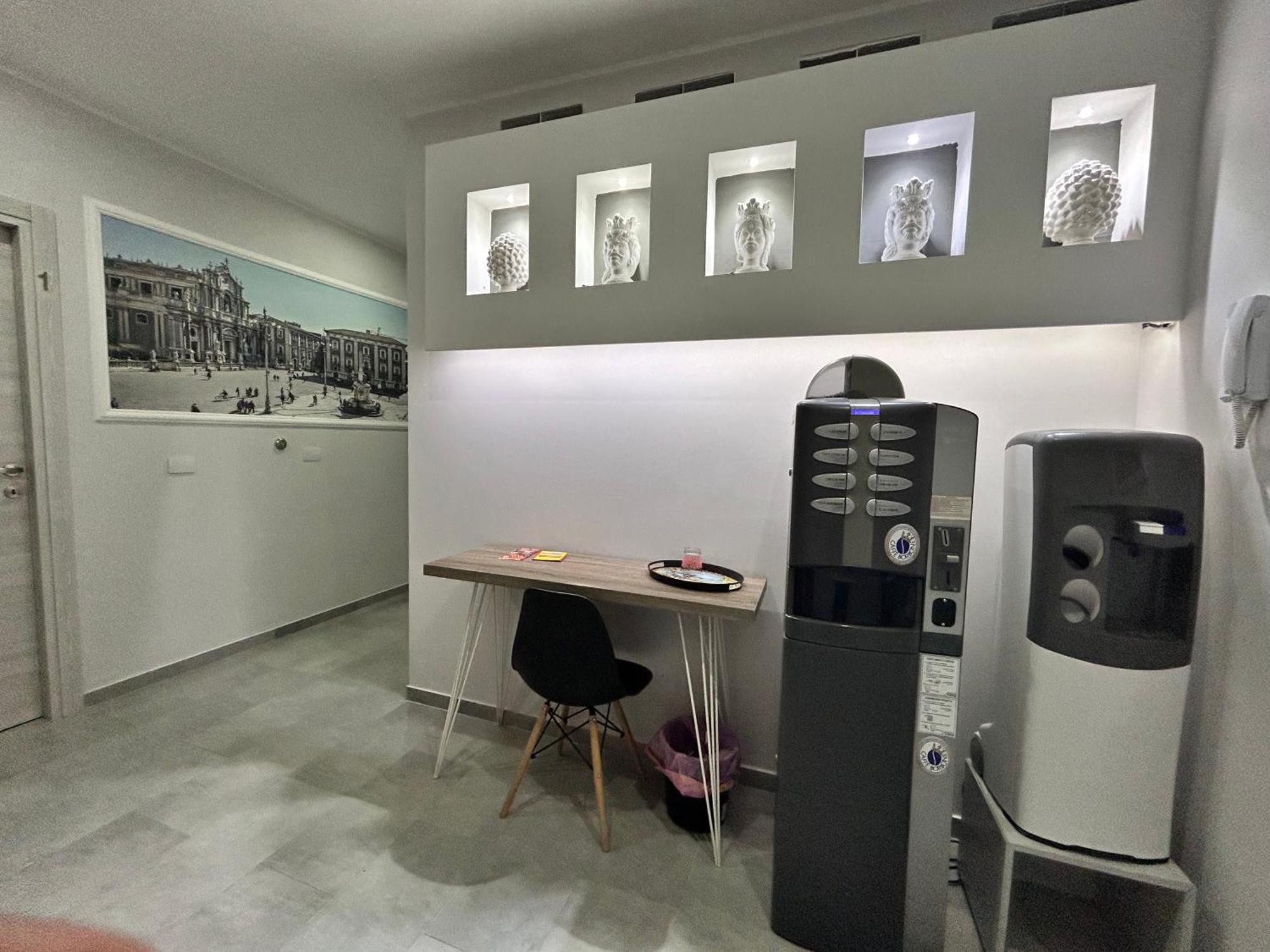 Pacini 88 Rooms And Apartment Catania Centro エクステリア 写真